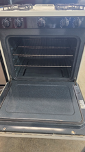 Load image into Gallery viewer, Hotpoint Gas Stove  - 8154
