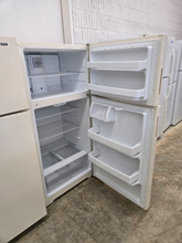 Load image into Gallery viewer, Hotpoint Refrigerator - 8100
