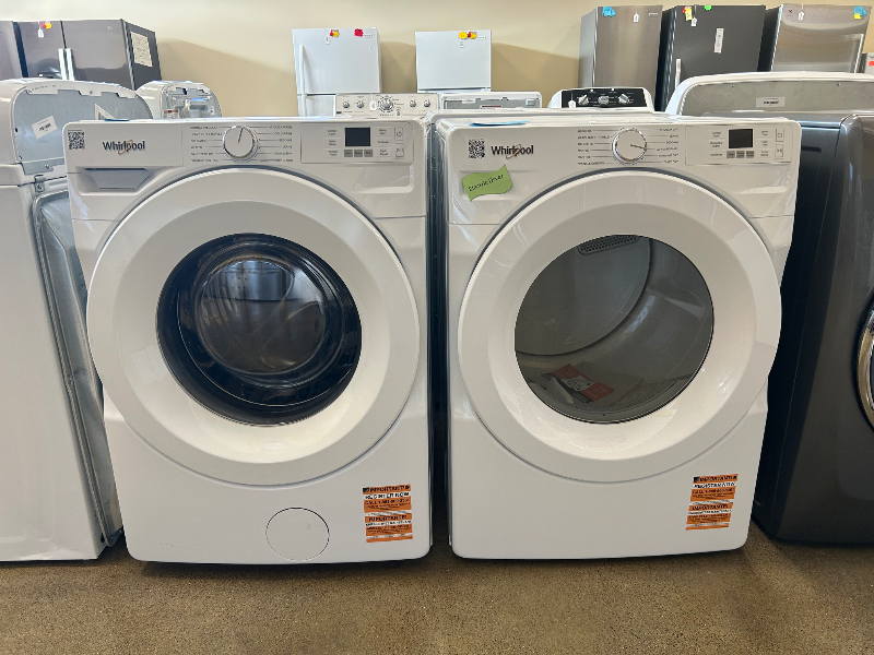 Whirlpool Washer & Electric Dryer Set - 7636 - 7620