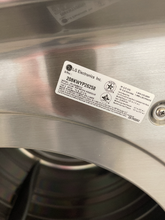 Load image into Gallery viewer, LG Gas Dryer with Pedestal - 5894
