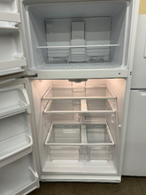 Load image into Gallery viewer, Kenmore Refrigerator - 6894
