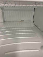 Load image into Gallery viewer, Whirlpool Refrigerator - 5676
