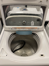 Load image into Gallery viewer, Whirlpool Washer - 5694
