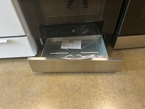GE Stainless Slide-In Gas Stove - 6789