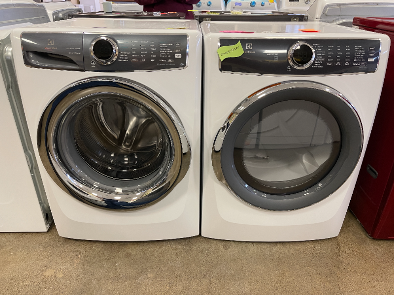 Electrolux Front Load Washer and Electric Dryer Set - 5635 - 0922