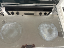 Load image into Gallery viewer, (T08916) Whirlpool Electric Stove - 8916
