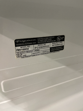 Load image into Gallery viewer, Frigidaire White Microwave - 6200
