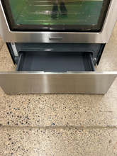 Load image into Gallery viewer, KitchenAid Electric Stove - 6708
