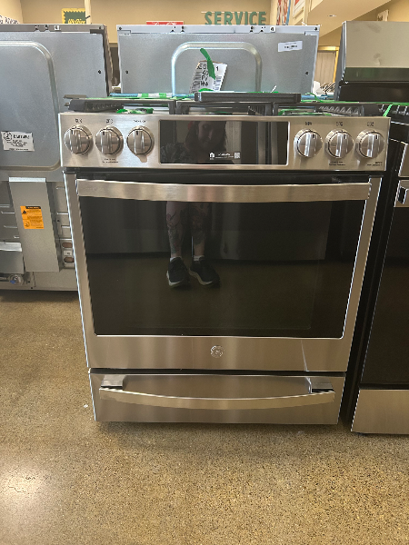 GE Profile 5.6 cu ft Stainless Steel Gas Stove - 7067