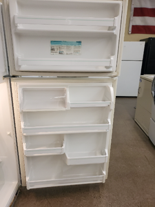 Whirlpool Refrigerator - 5282