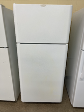 Load image into Gallery viewer, Frigidaire Refrigerator - 5333

