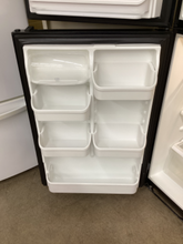 Load image into Gallery viewer, Kenmore Refrigerator - 5785
