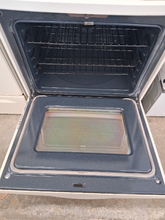 Load image into Gallery viewer, (T08542) GE Electric Stove - 8542
