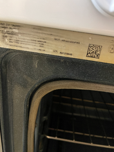 Load image into Gallery viewer, Whirlpool Gas Stove - 6514
