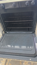 Load image into Gallery viewer, Hotpoint Gas Stove - 8156
