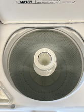 Load image into Gallery viewer, Maytag Washer &amp; Gas Dryer Set - 7732 - 7726
