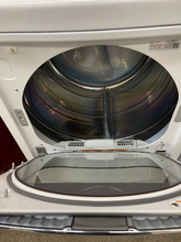 Load image into Gallery viewer, LG Electric Dryer - 3810
