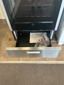 GE 24" Stainless Steel Gas Stove - 7056