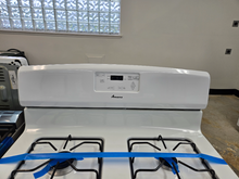 Load image into Gallery viewer, (T09176) Amana Gas Stove - 9176
