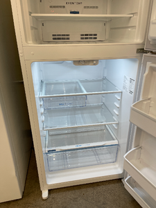 Frigidaire 13.9 cu ft Refrigerator - 3987