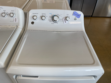 Load image into Gallery viewer, GE Washer and Gas Dryer Set - 5866 - 5870
