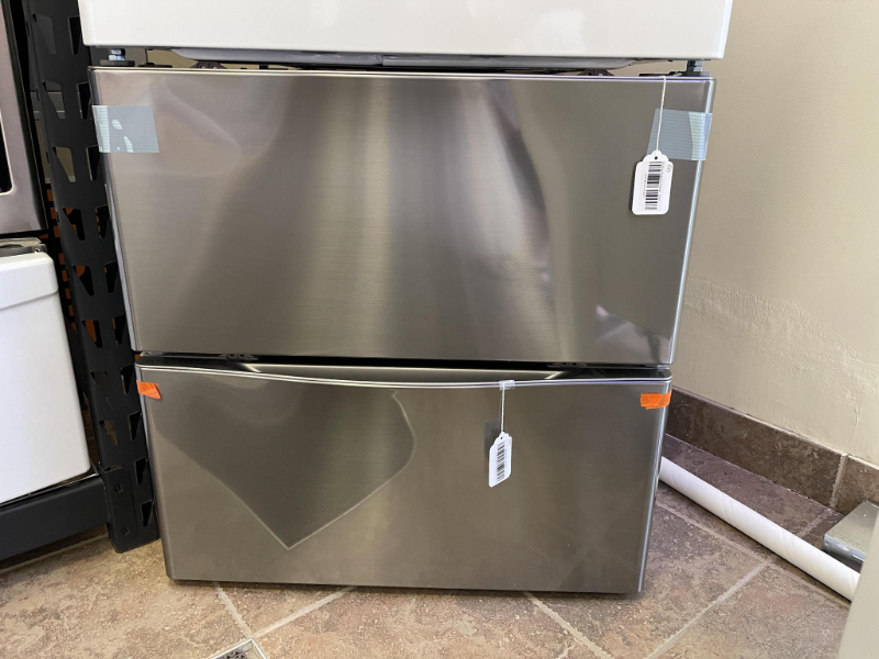 LG Pedestal Gray - 4036- 4247