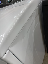 Load image into Gallery viewer, Whirlpool - 7.0 Cu. Ft. Gas Dryer - 6061
