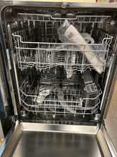 Load image into Gallery viewer, GE Stainless Dishwasher - T07309

