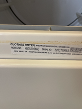 Load image into Gallery viewer, Maytag Neptune Washer and Gas Dryer Set - 5004 - 5005
