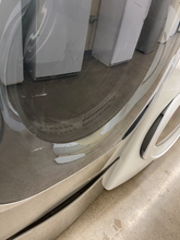 Load image into Gallery viewer, LG Gas Dryer with Pedestal - 5894
