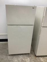 Load image into Gallery viewer, (T08658) Hotpoint Refrigerator - 8658
