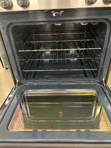 GE 5.0 cu ft Stainless Steel Gas Stove - 7068