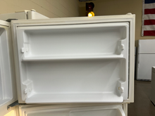Load image into Gallery viewer, Kenmore Refrigerator - 6896

