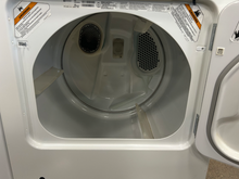 Load image into Gallery viewer, Maytag Washer &amp; Gas Dryer Set - 7274 - 7215
