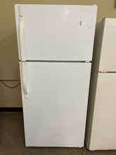 Load image into Gallery viewer, Kenmore Refrigerator - 5324
