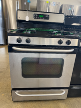 Load image into Gallery viewer, GE Gas Stove - 6142
