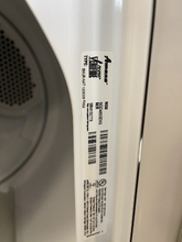 Load image into Gallery viewer, Amana Washer and Gas Dryer Set - 5904 - 5902
