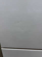 Load image into Gallery viewer, (T08741) Hotpoint Refrigerator - 8741
