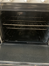Load image into Gallery viewer, Amana Gas Stove - 5819
