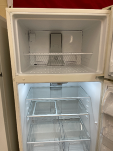 Whirlpool Refrigerator - 5586