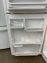 Load image into Gallery viewer, Frigidaire Refrigerator - 6003
