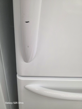 Load image into Gallery viewer, Kenmore Bottom Freezer Refrigerator -7784
