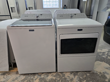 Load image into Gallery viewer, Maytag Washer and Gas Dryer Set - 8282
