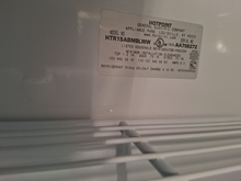 Load image into Gallery viewer, Hotpoint Refridgerator - 8137
