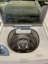 Load image into Gallery viewer, Samsung Washer and Gas Dryer Set - 5272 - 5383
