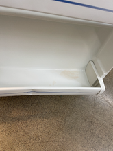 Load image into Gallery viewer, GE Black Refrigerator - 5391
