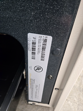 Load image into Gallery viewer, Kenmore Electric Stove - 8288

