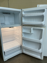 Load image into Gallery viewer, Hotpoint Refrigerator - 5478
