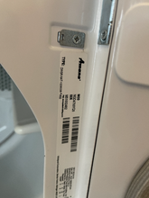 Load image into Gallery viewer, Amana Washer and Gas Dryer Set - 4738 - 4733
