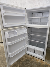 Load image into Gallery viewer, (T08607) Whirlpool Refrigerator - 8607
